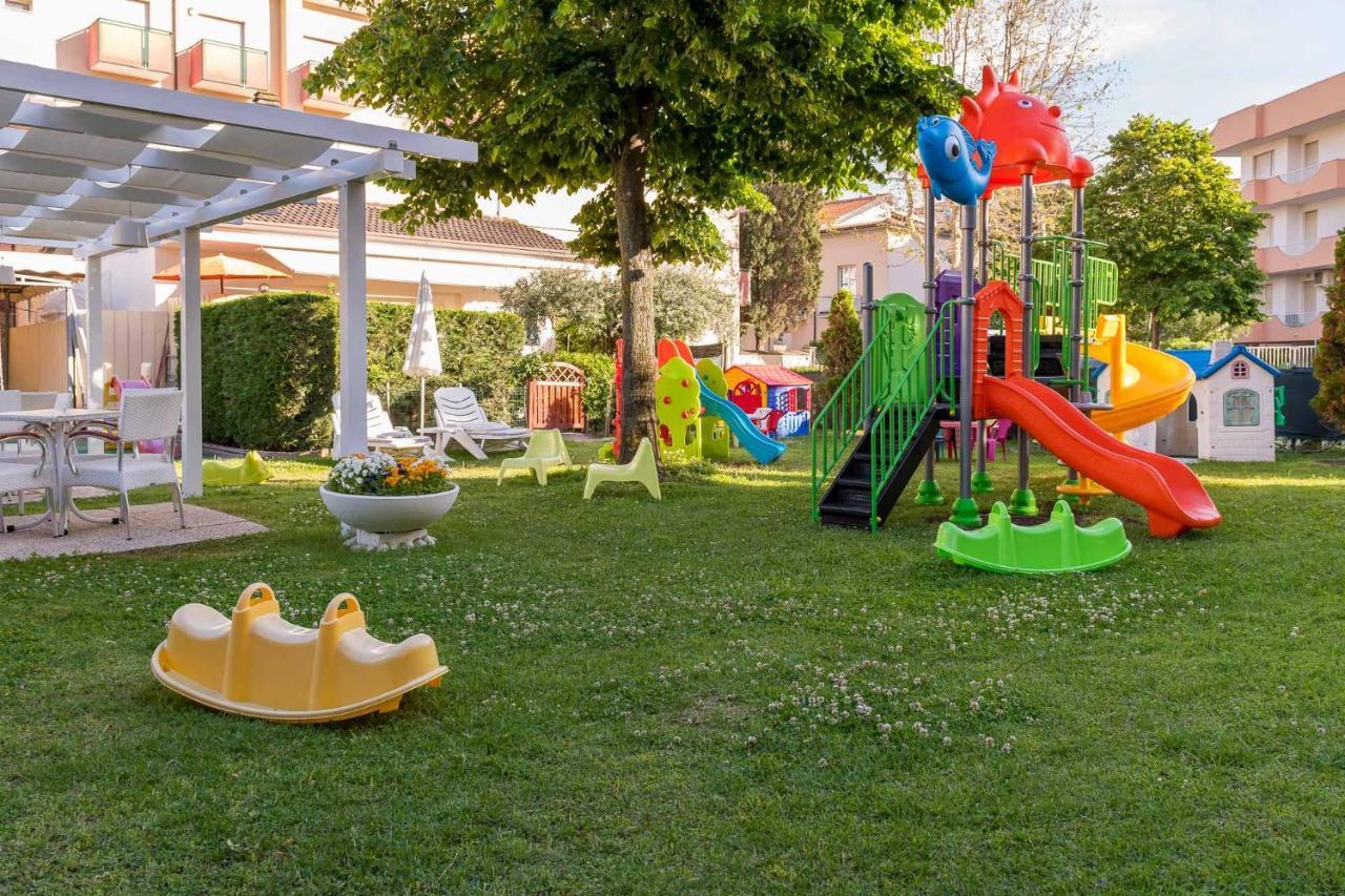 Hotel Apollo Rimini Luaran gambar