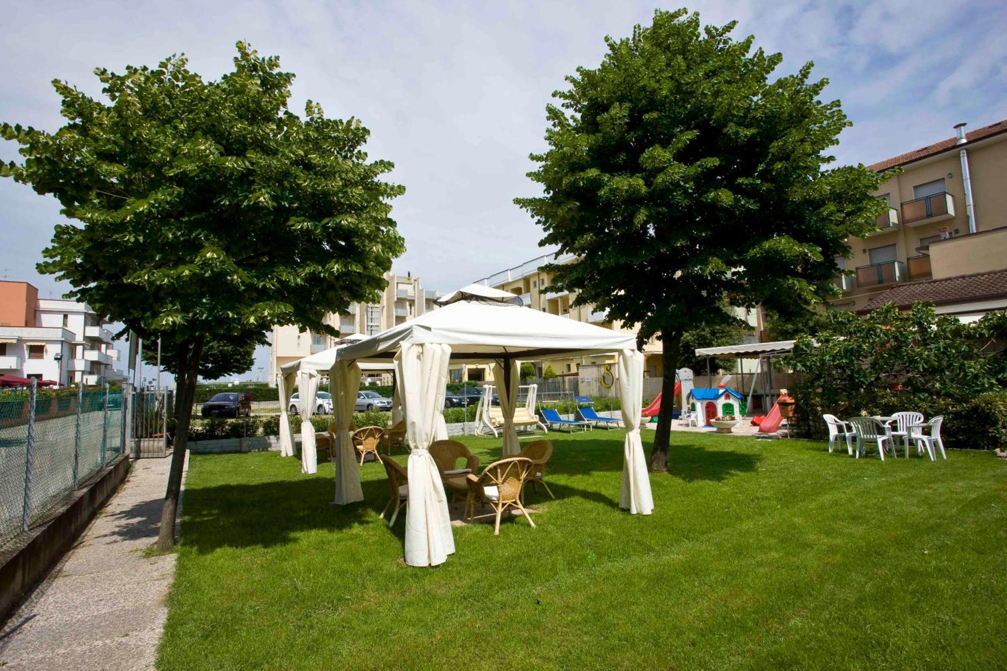 Hotel Apollo Rimini Luaran gambar