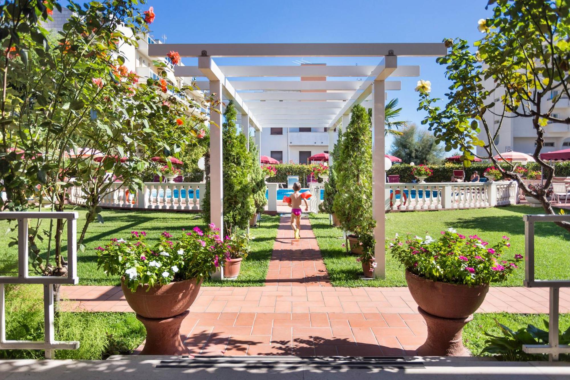 Hotel Apollo Rimini Luaran gambar